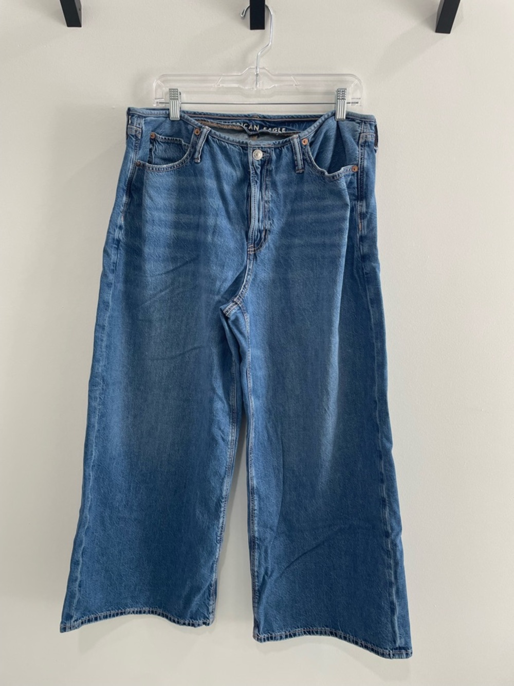 American Eagle Outfitters Women’s Relaxed Wide-Leg Blue Denim Jeans 12 Short
